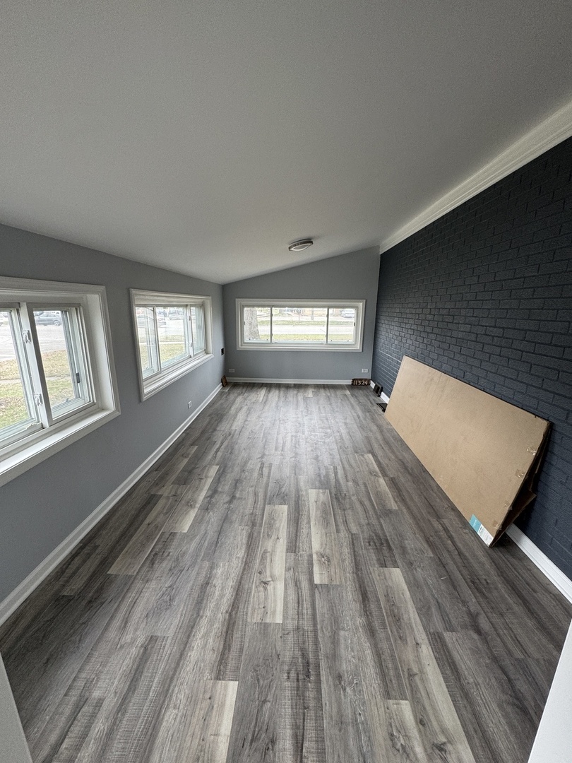 11324 W Grand Ave Property Photo 21