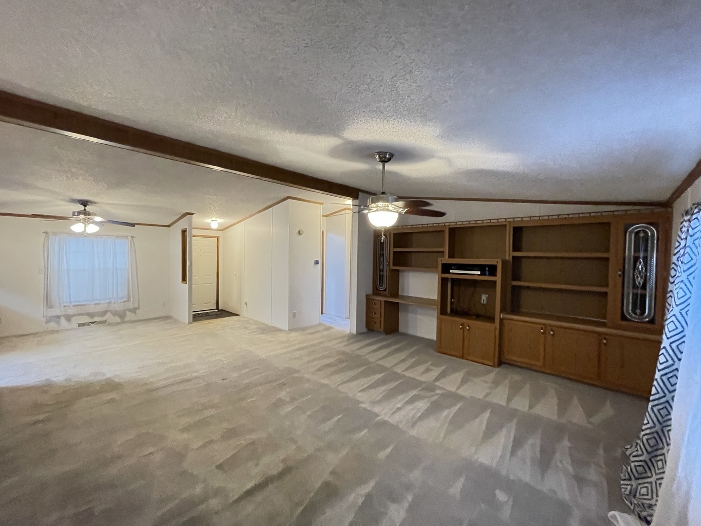25821 Merion Drive Property Photo 9