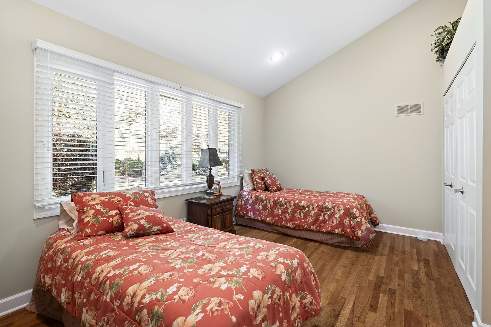 169 Briarwood North Property Photo 14
