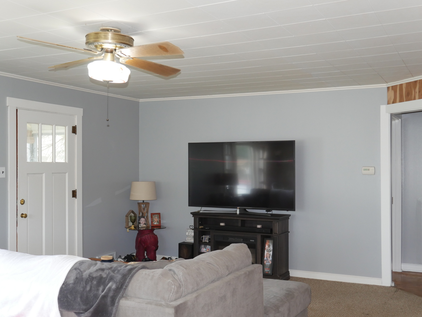 721 E 6th Street Property Photo 7