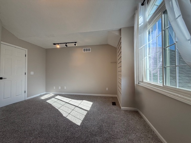 2501 Woodridge Place Property Photo 95