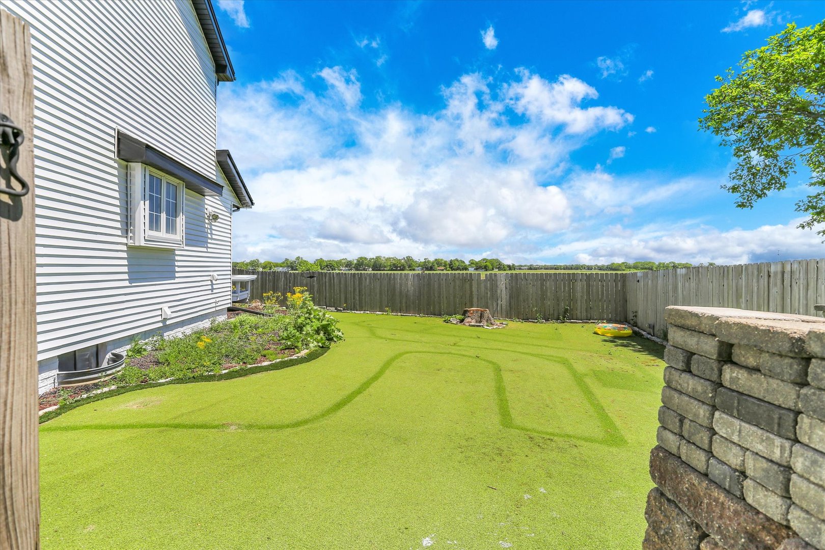 2501 Woodridge Place Property Photo 126