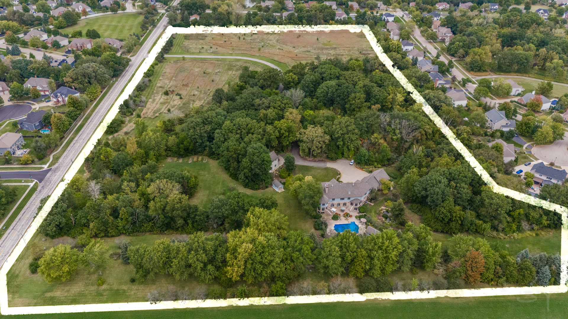 3s201 S Raddant Road Property Photo 4
