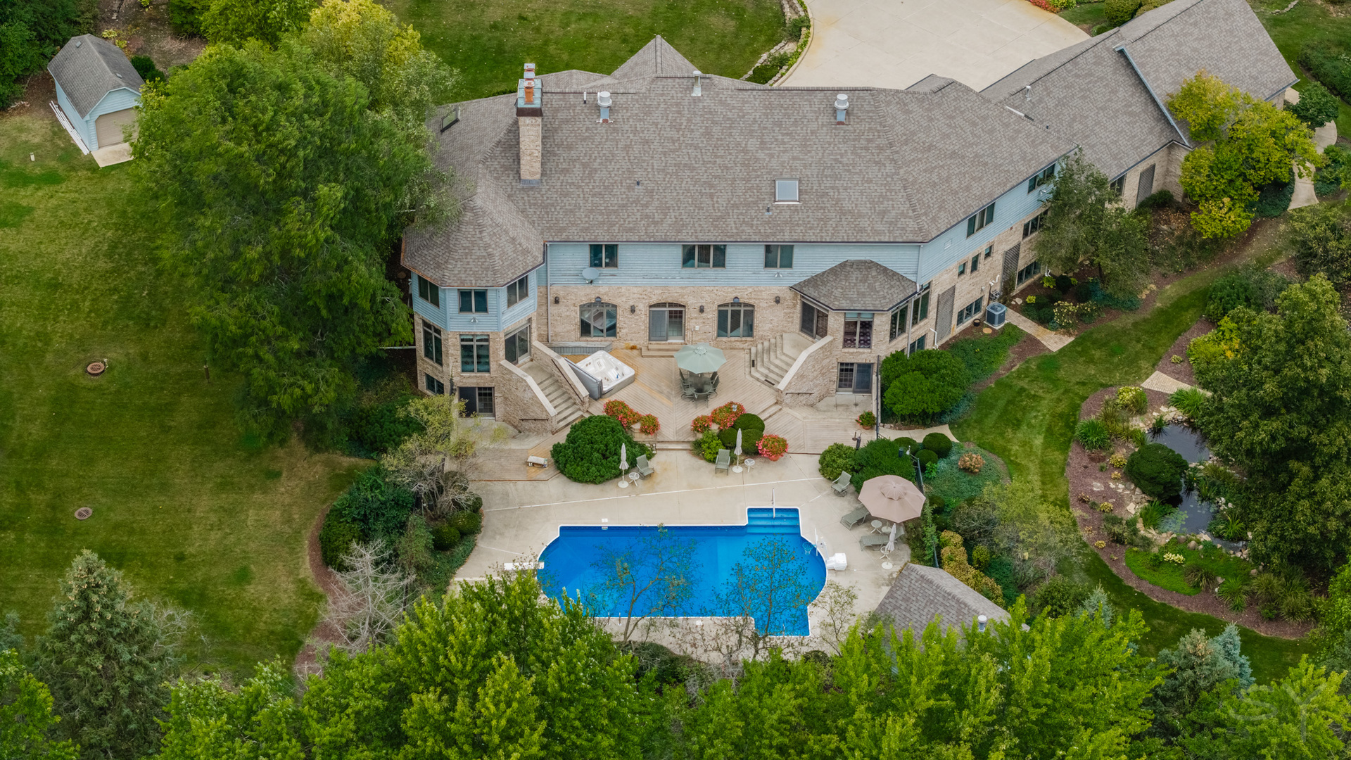 3s201 S Raddant Road Property Photo 7