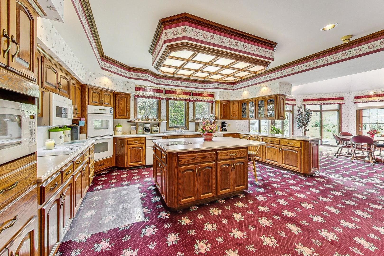 3s201 S Raddant Road Property Photo 19