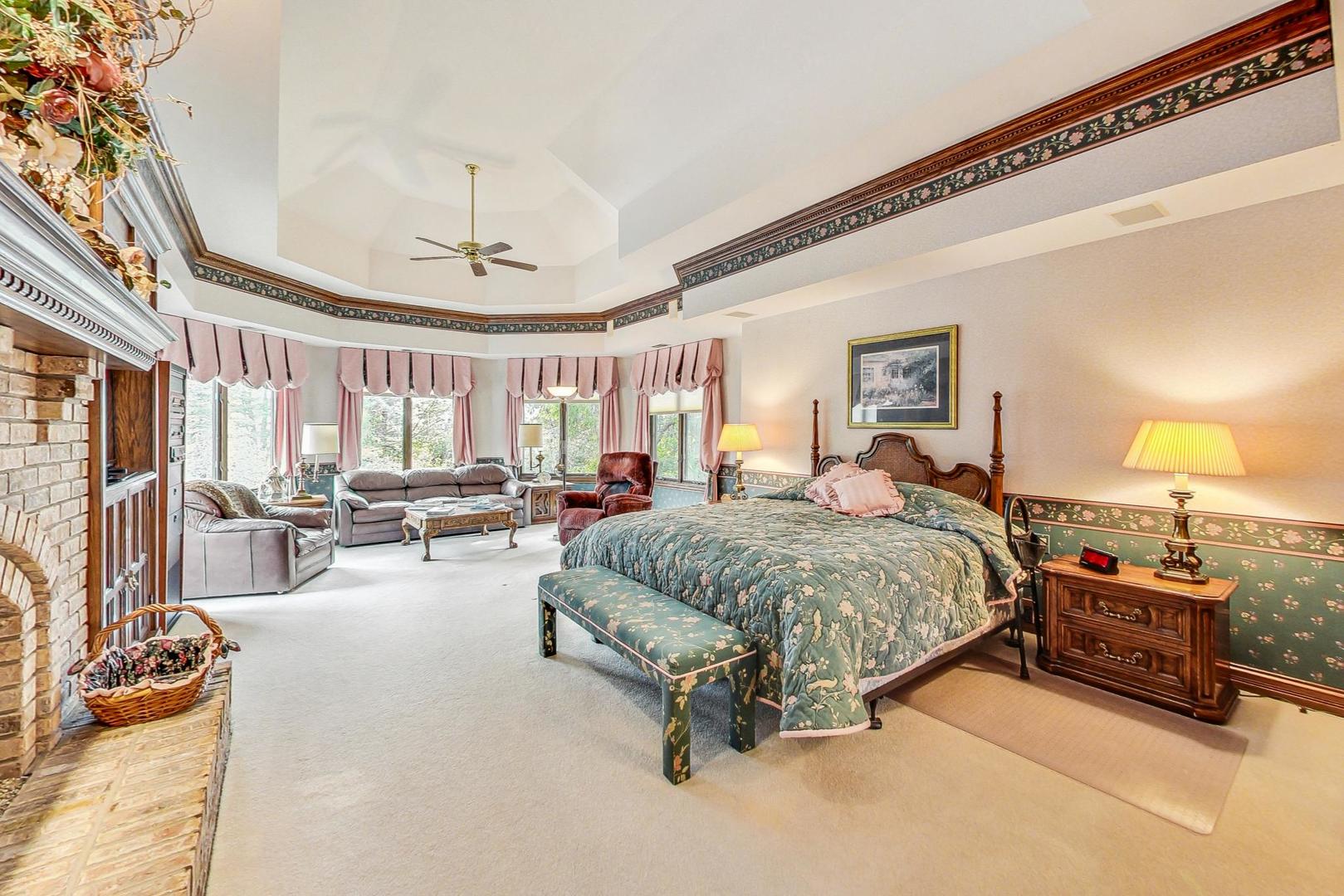 3s201 S Raddant Road Property Photo 24