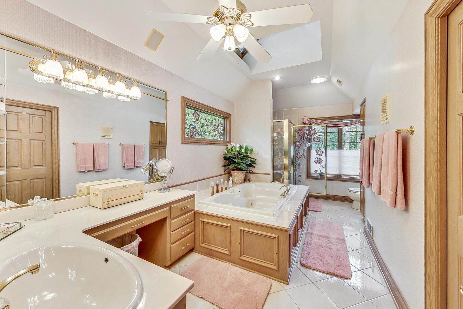 3s201 S Raddant Road Property Photo 25