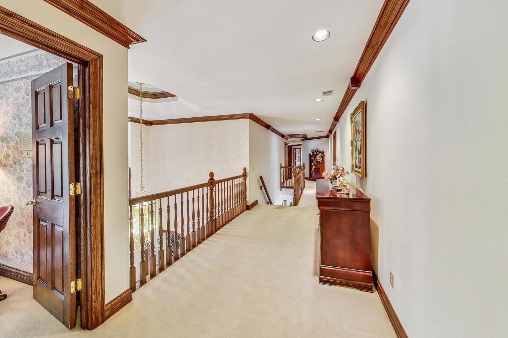 3s201 S Raddant Road Property Photo 28