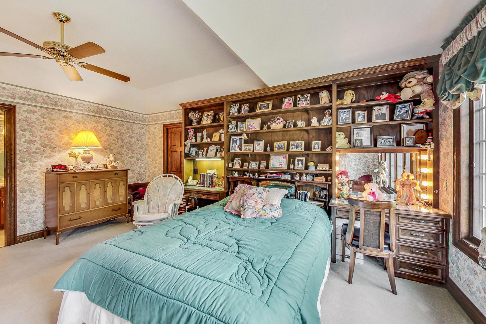3s201 S Raddant Road Property Photo 37