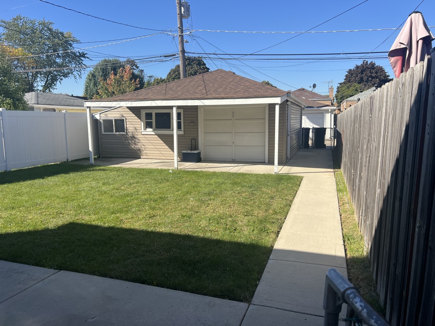 4744 S Lawler Avenue Property Photo 19