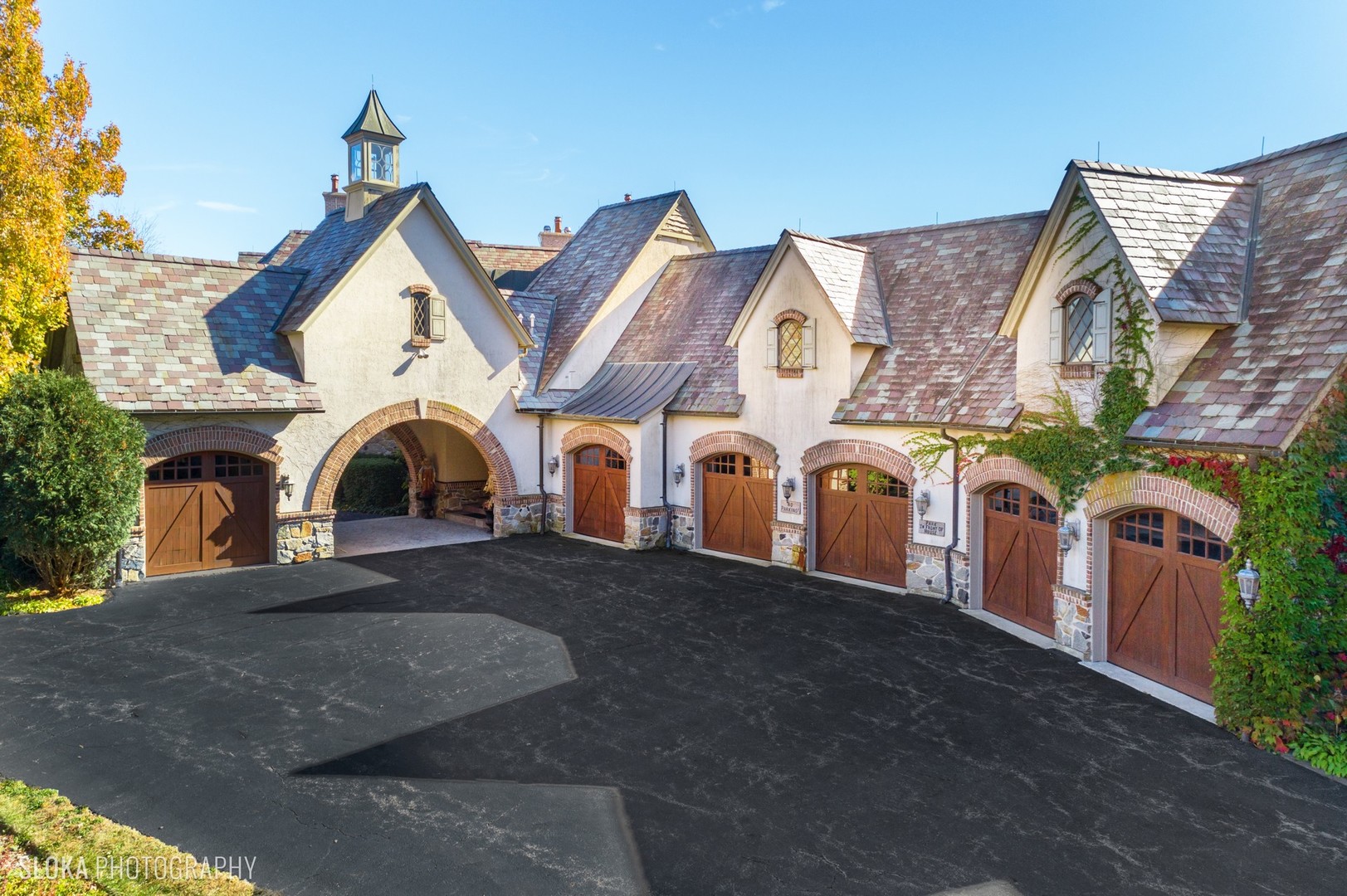7 Fox Hunt Road Property Photo 8