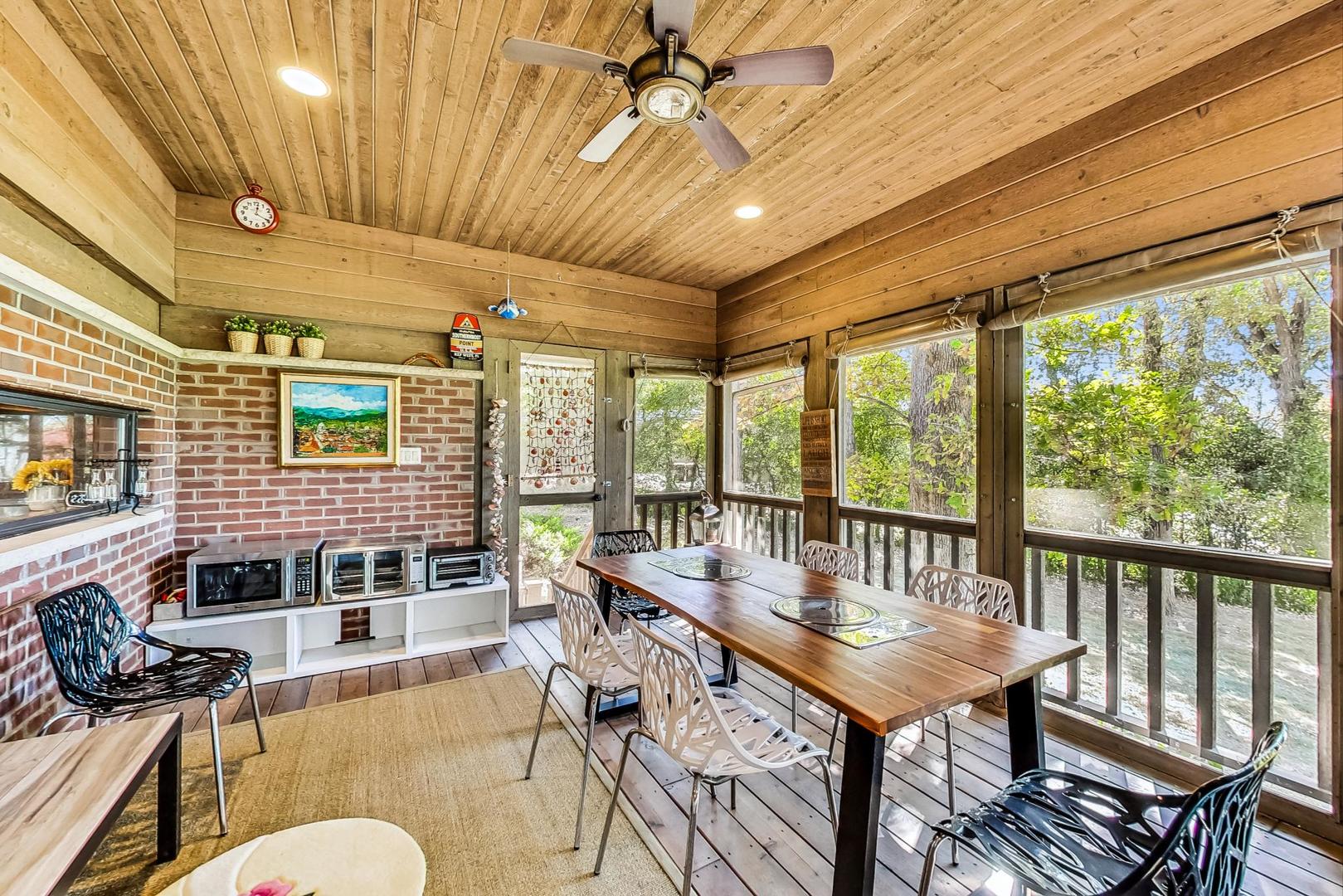 132 N Wynstone Drive Property Photo 19