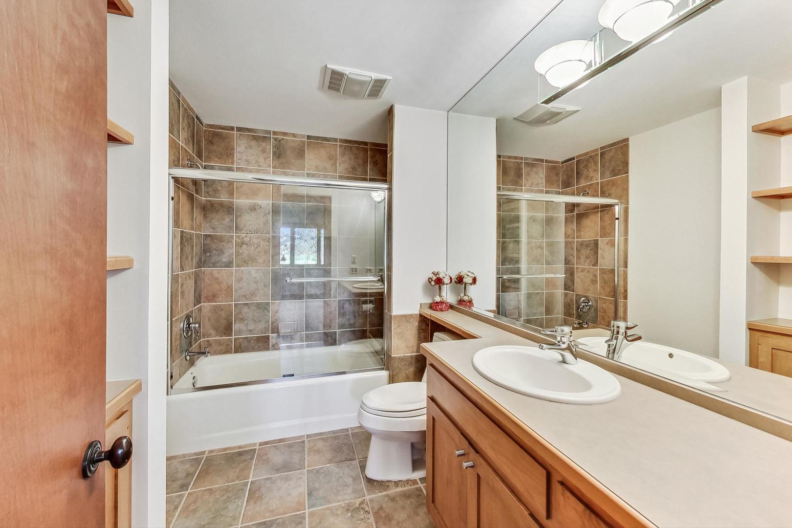132 N Wynstone Drive Property Photo 31