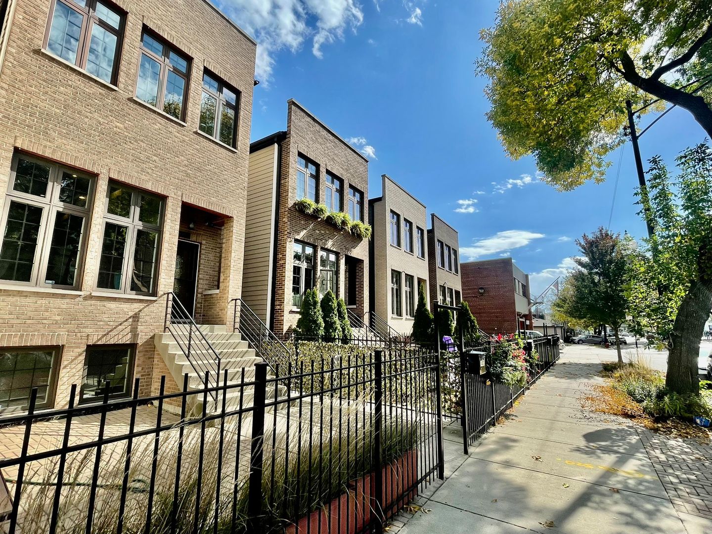 3407 S Calumet Ave Property Photo 3
