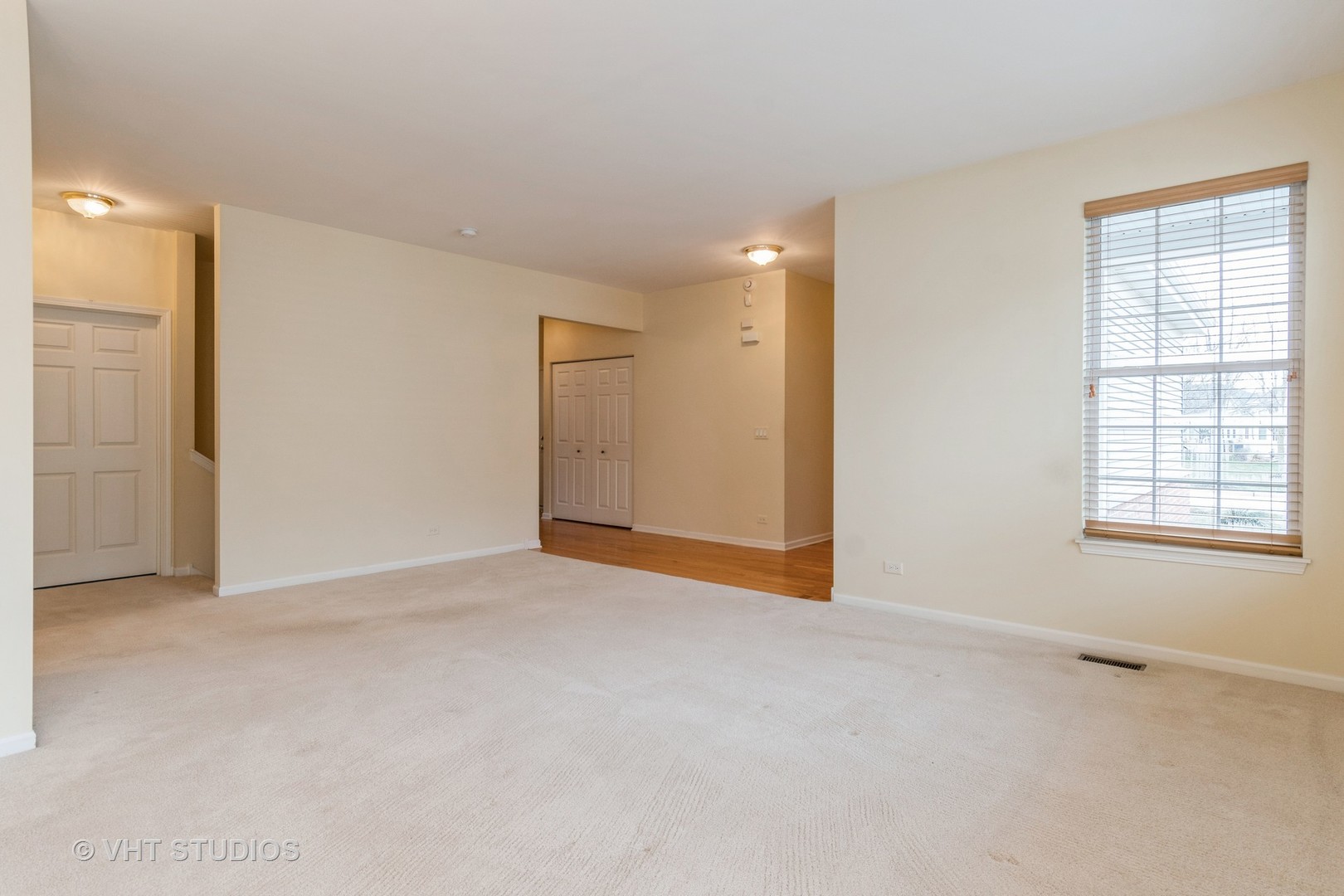 1181 Barkston Court Property Photo 4