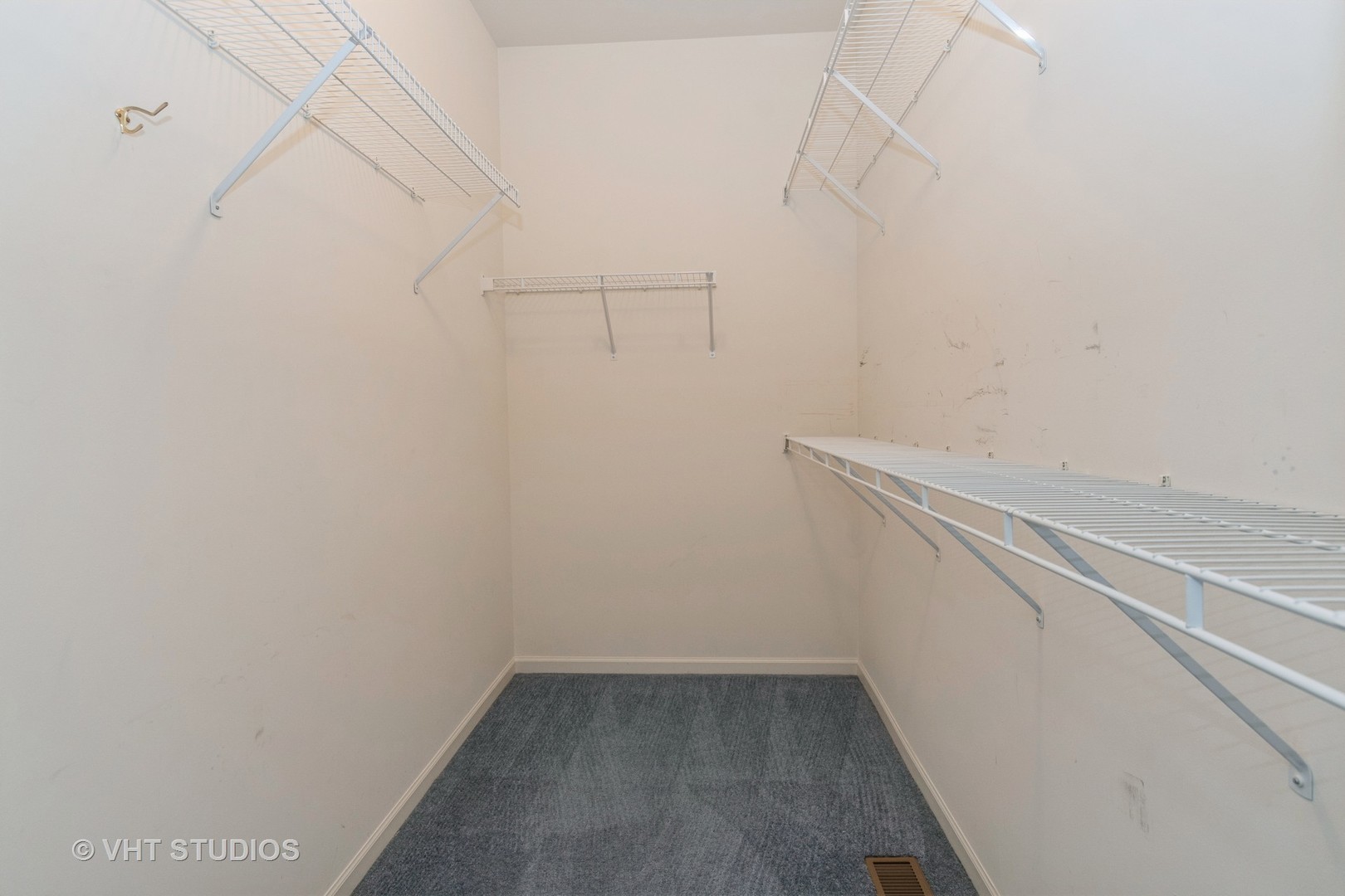 1181 Barkston Court Property Photo 19