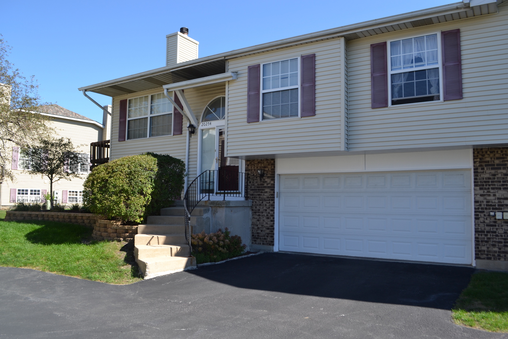 20254 S Frankfort Square Road Property Photo 1
