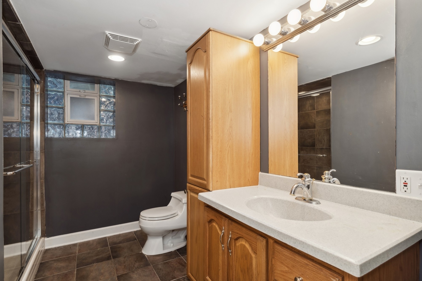 38635 N Drexel Boulevard Property Photo 25