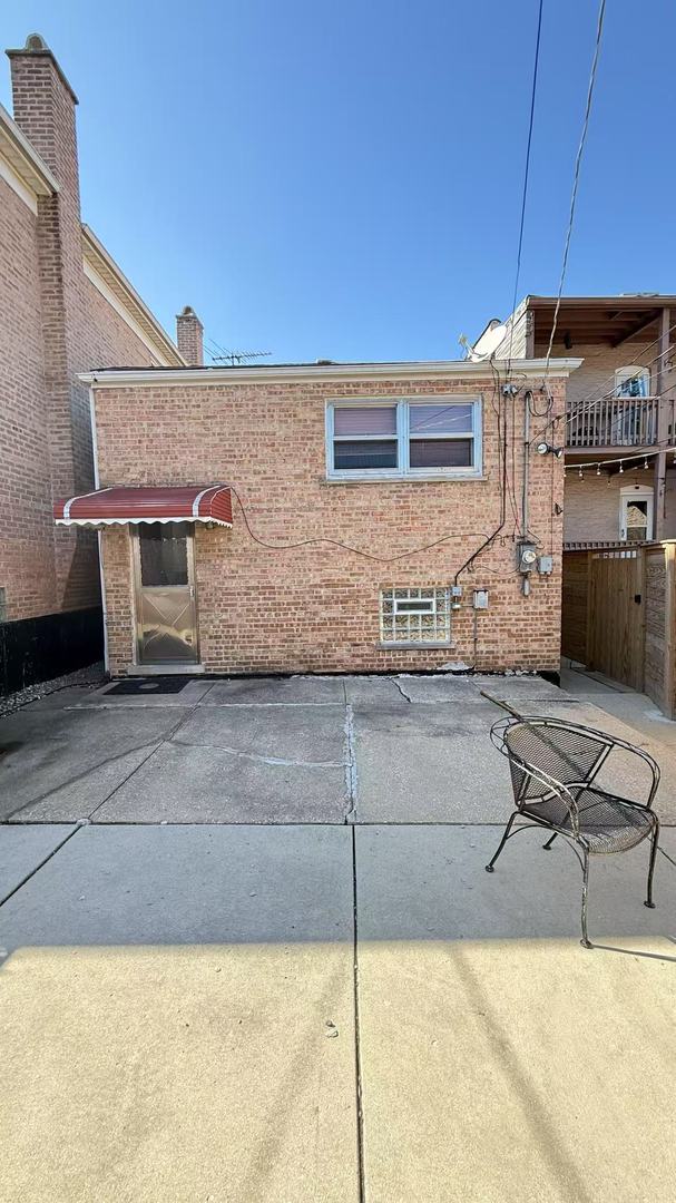 2703 S Lowe Avenue Property Photo 10