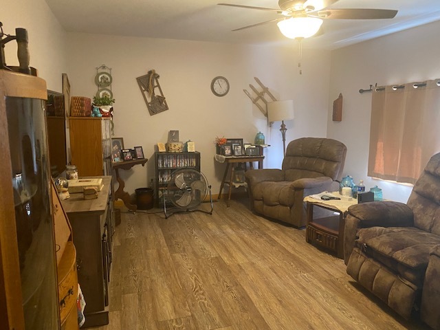 7 Clearwater Point Property Photo 5