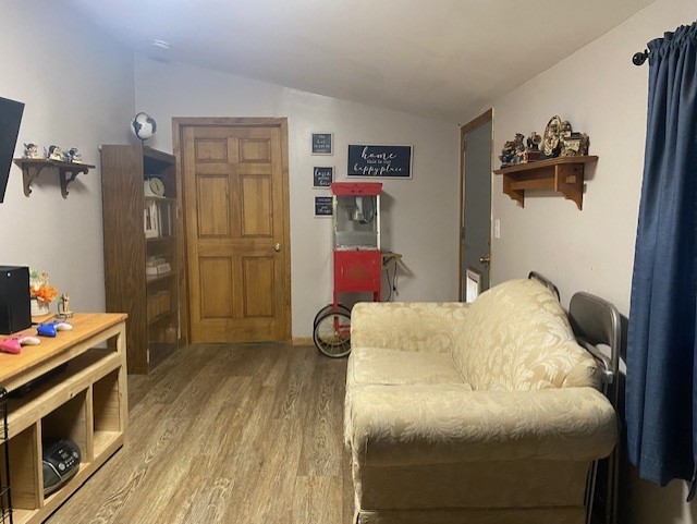 7 Clearwater Point Property Photo 15