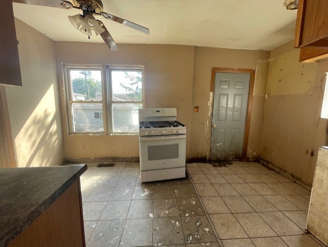 2347 121st Place Property Photo 7