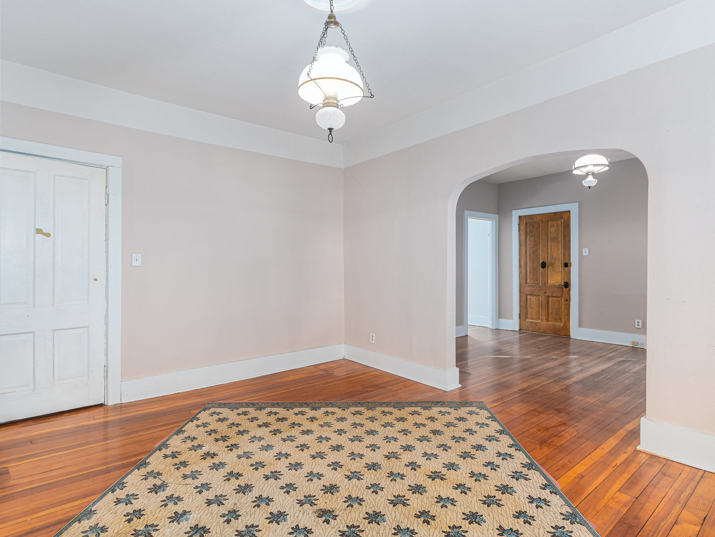 208 N Babcock St Property Photo 18