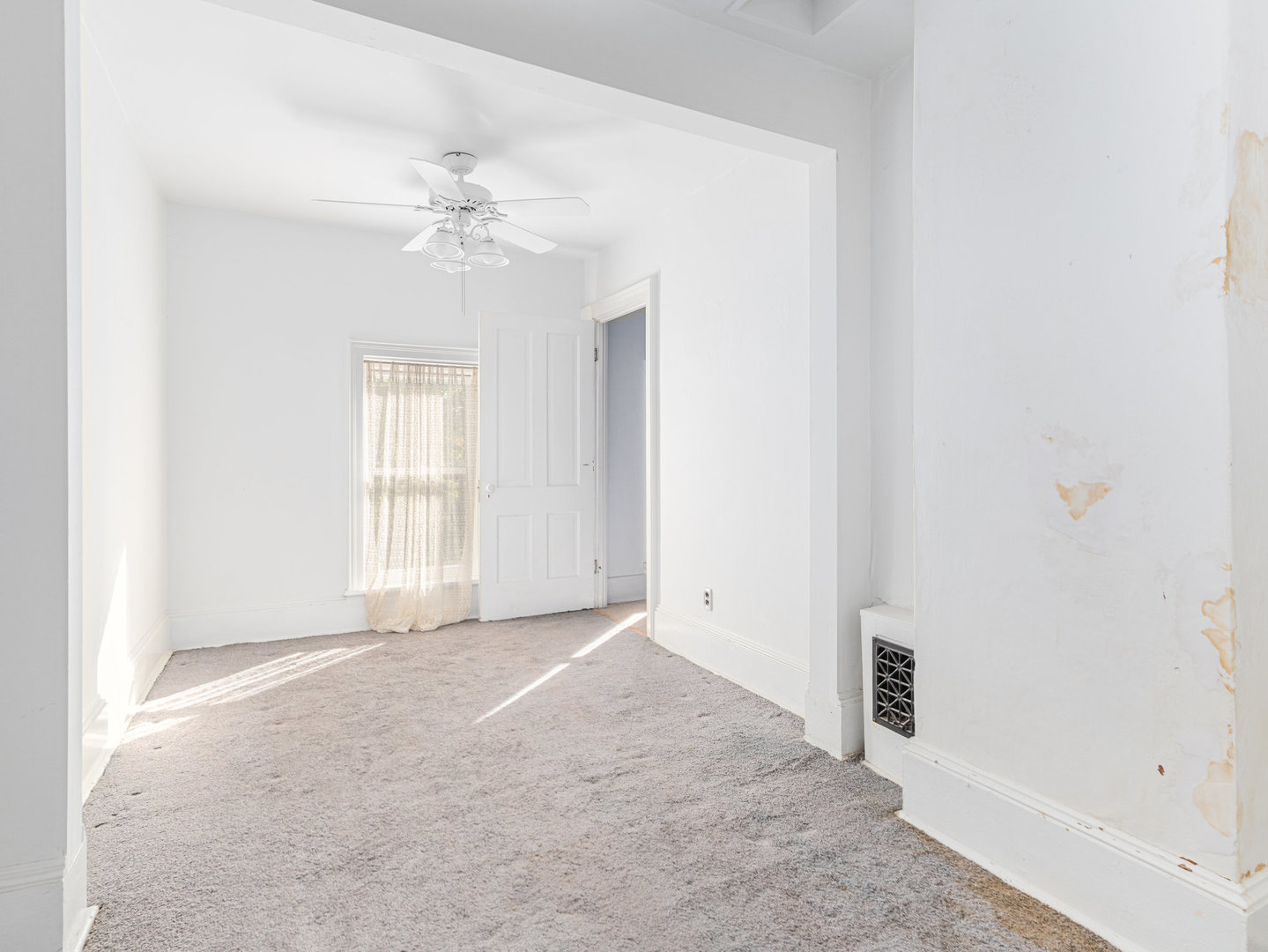 208 N Babcock St Property Photo 26