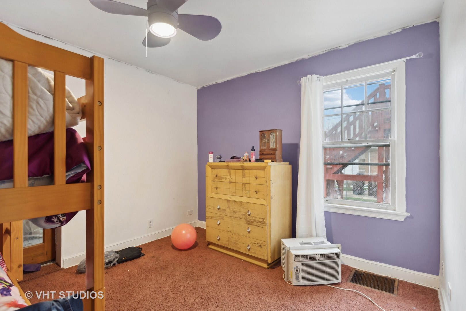 10238 S Vernon Avenue Property Photo 10