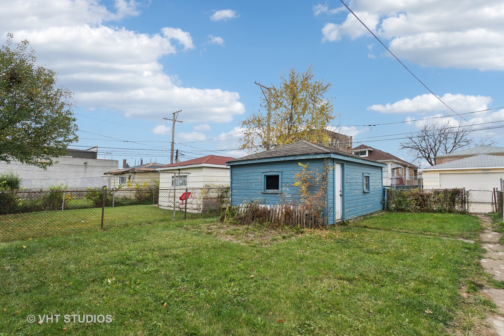 10238 S Vernon Avenue Property Photo 16