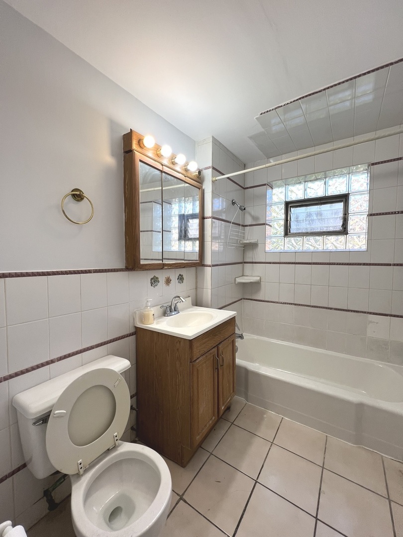 543 Geneva Avenue 104a Property Photo 13
