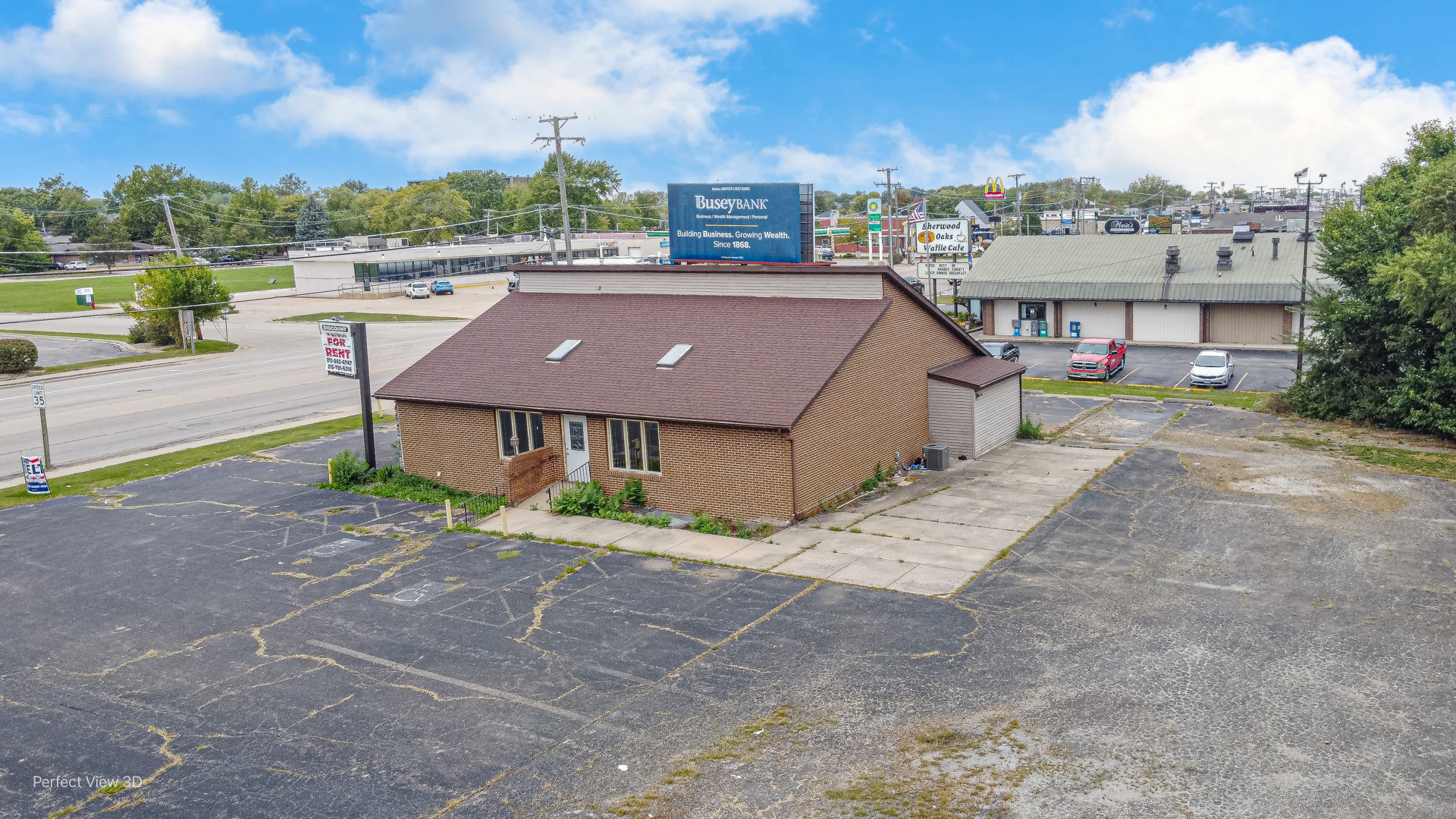 1561 N Division Street Property Photo 1