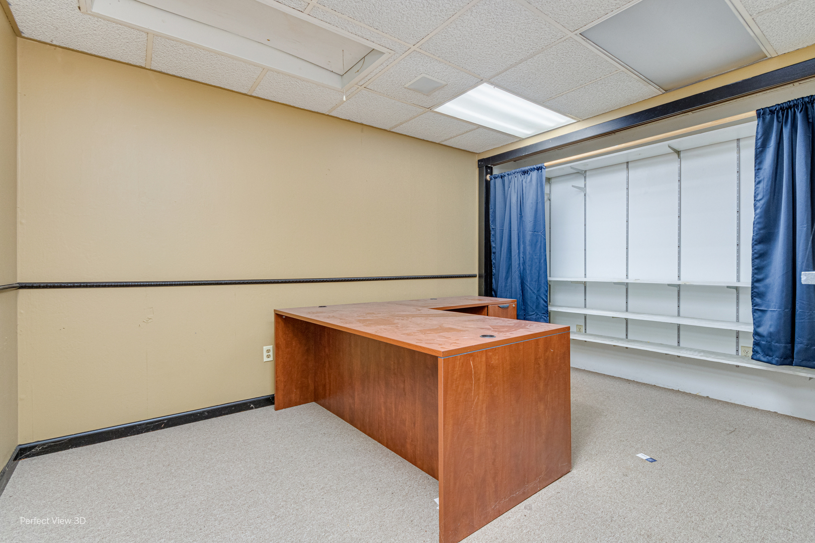 1561 N Division Street Property Photo 9