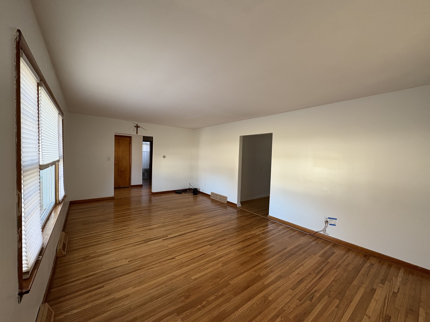 1301 Charles Street Property Photo 4