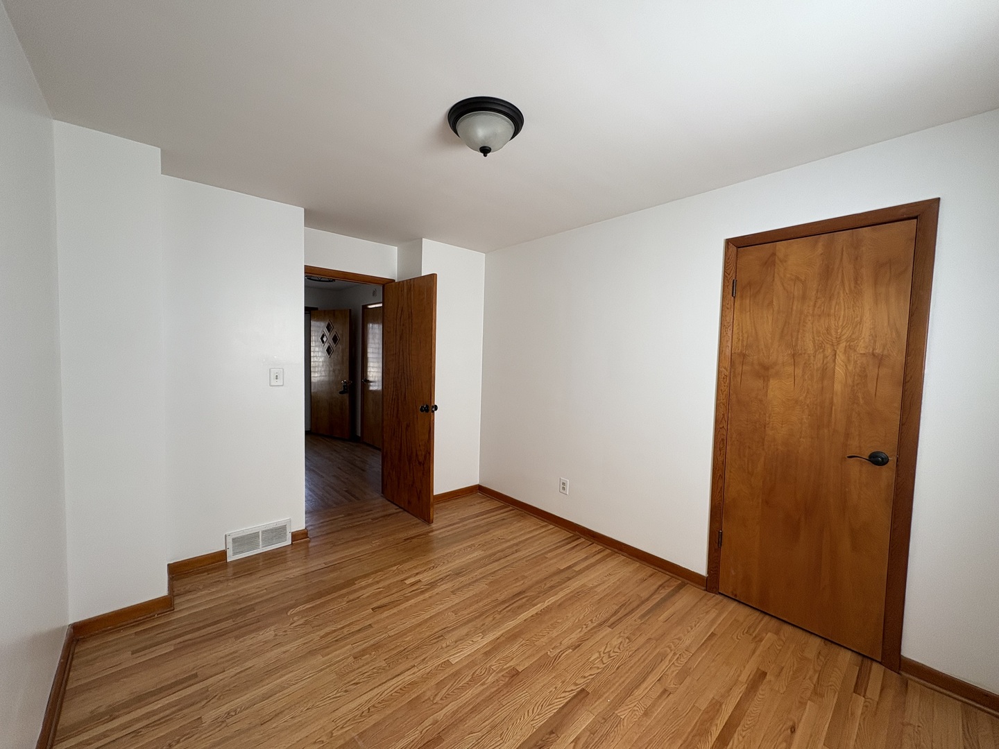 1301 Charles Street Property Photo 13
