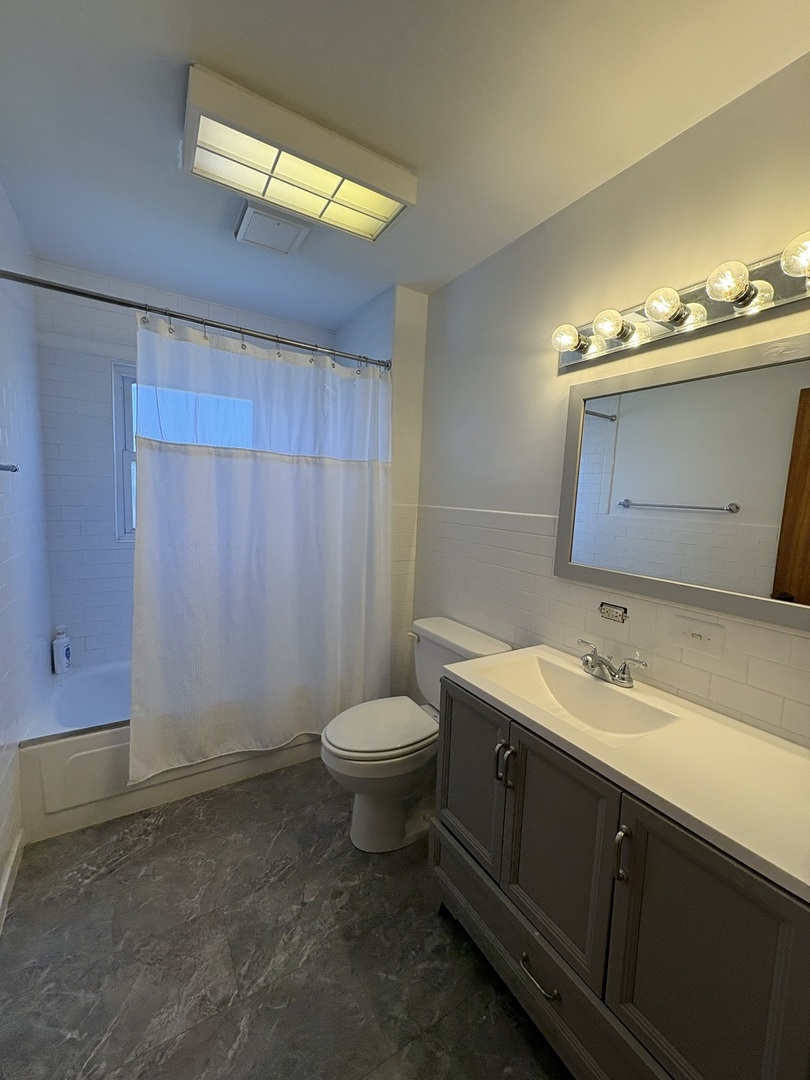 1301 Charles Street Property Photo 18
