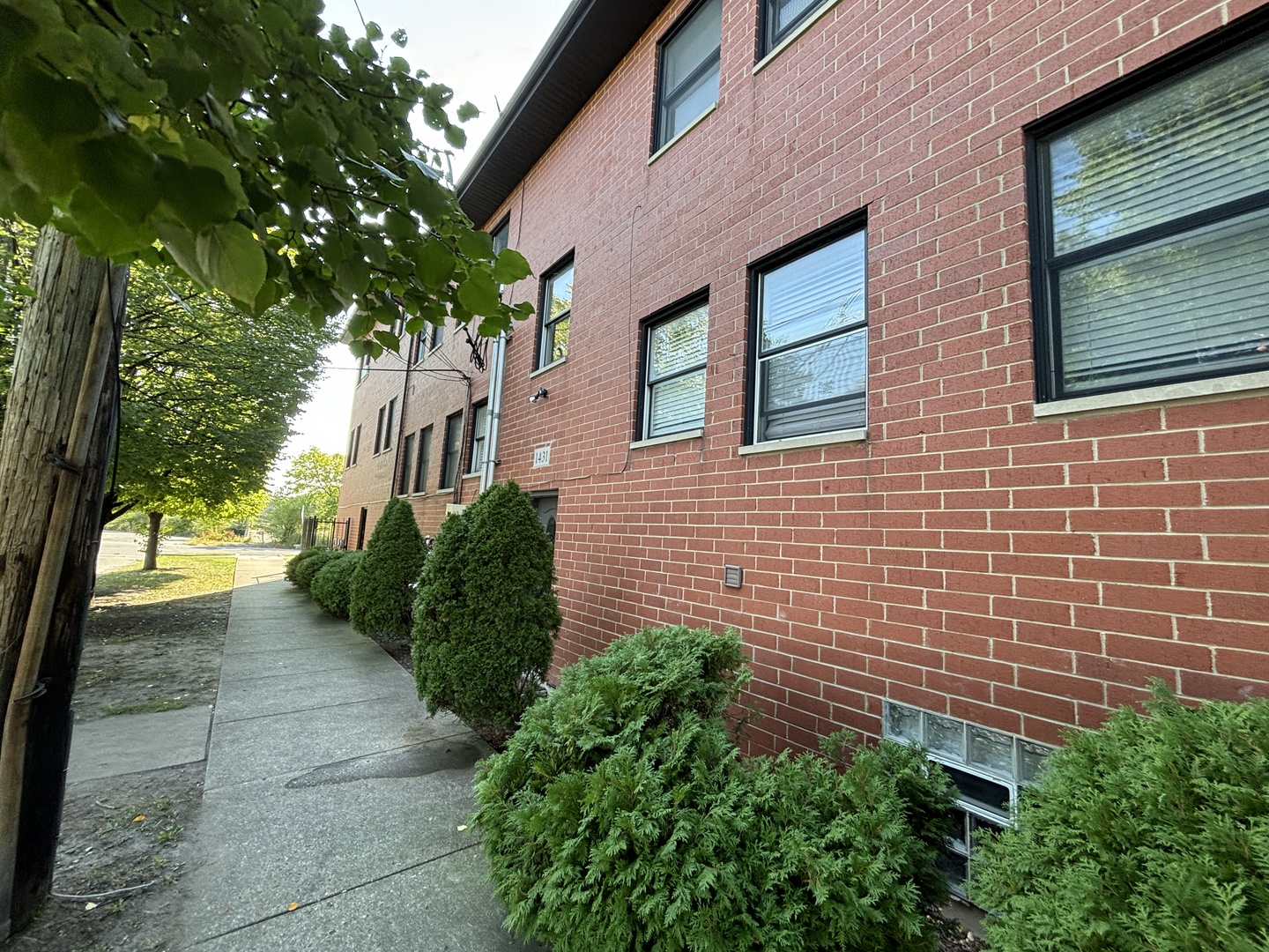 1431 W 108th Street C Property Photo 4