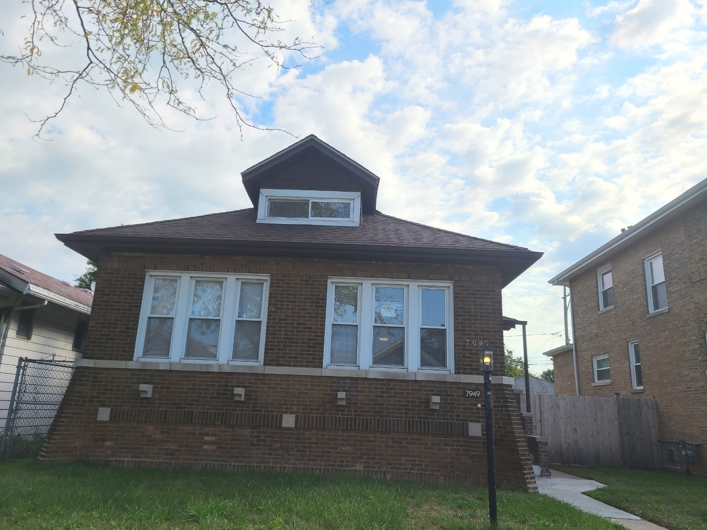 7949 S Dorchester Avenue Property Photo 2