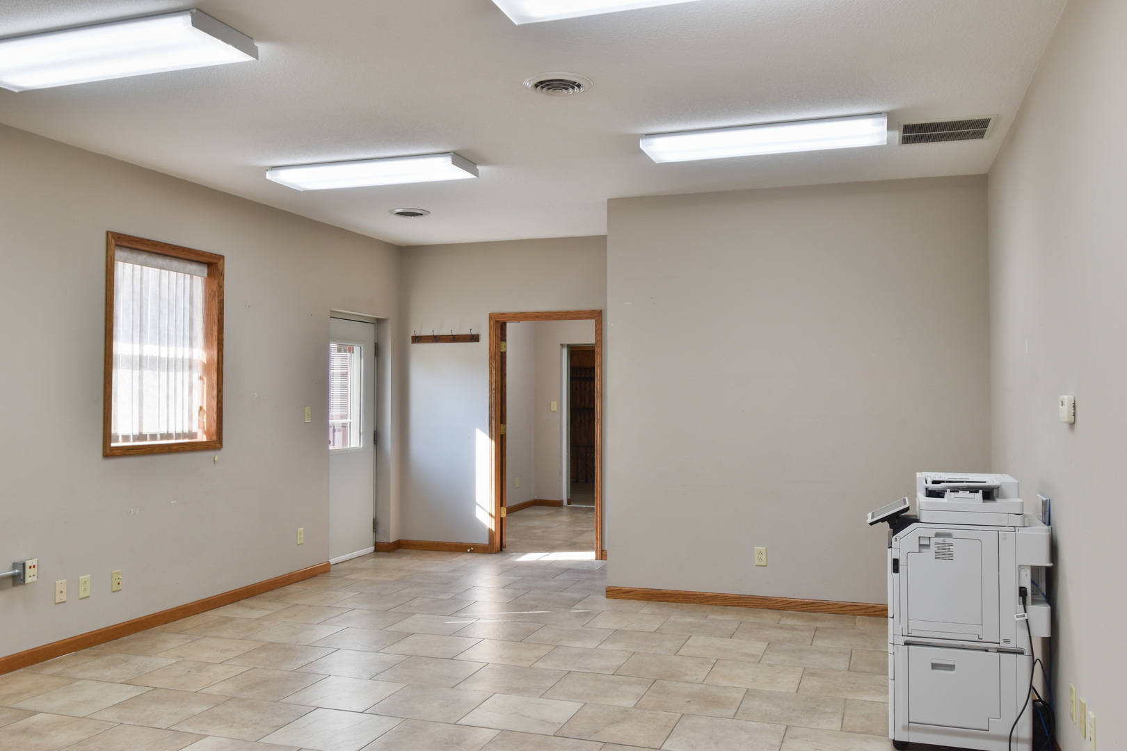 1311 N Division St Property Photo 12