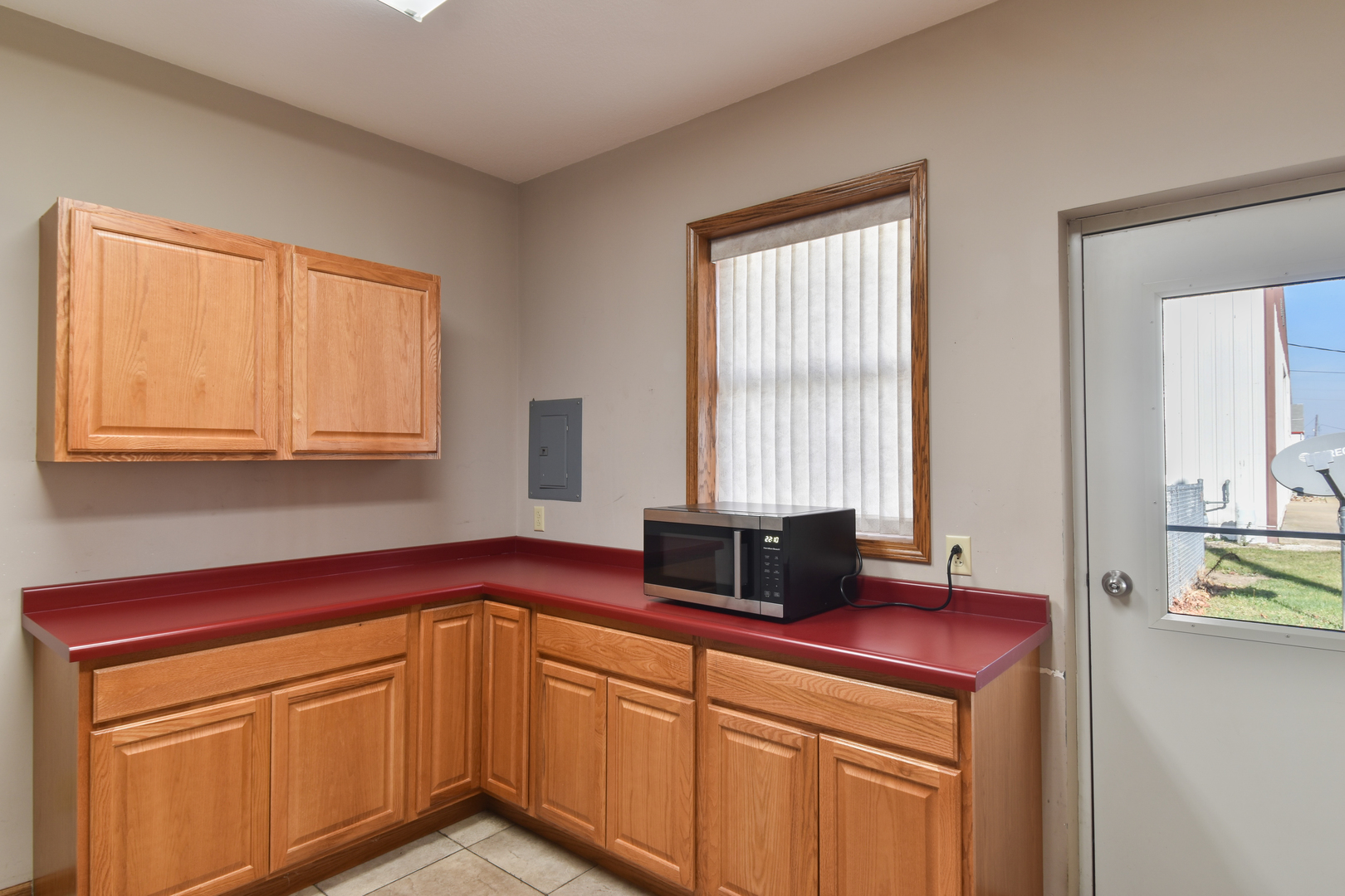 1311 N Division St Property Photo 19
