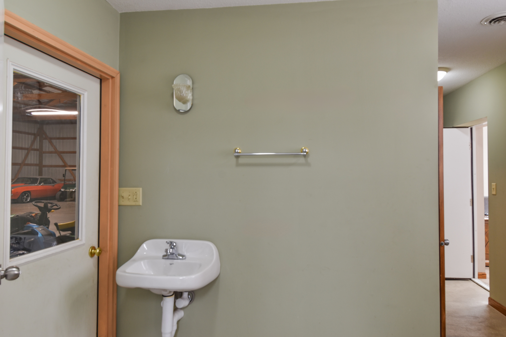 1311 N Division St Property Photo 29