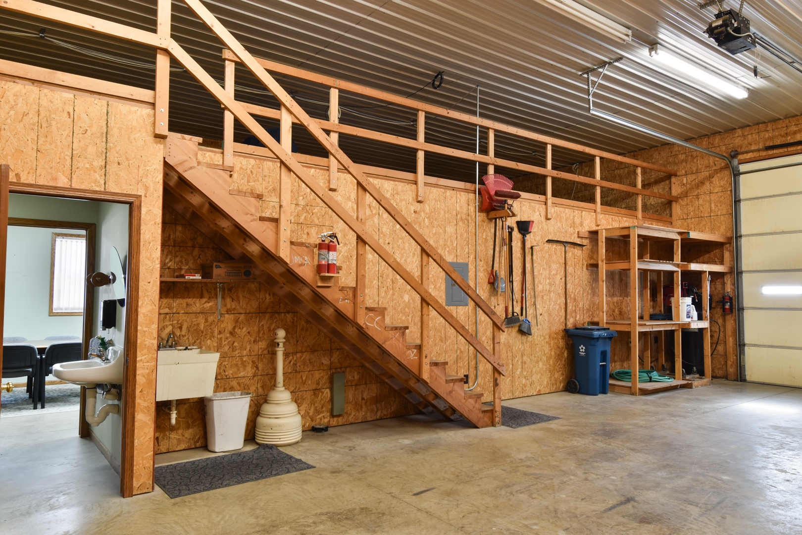 1311 N Division St Property Photo 40