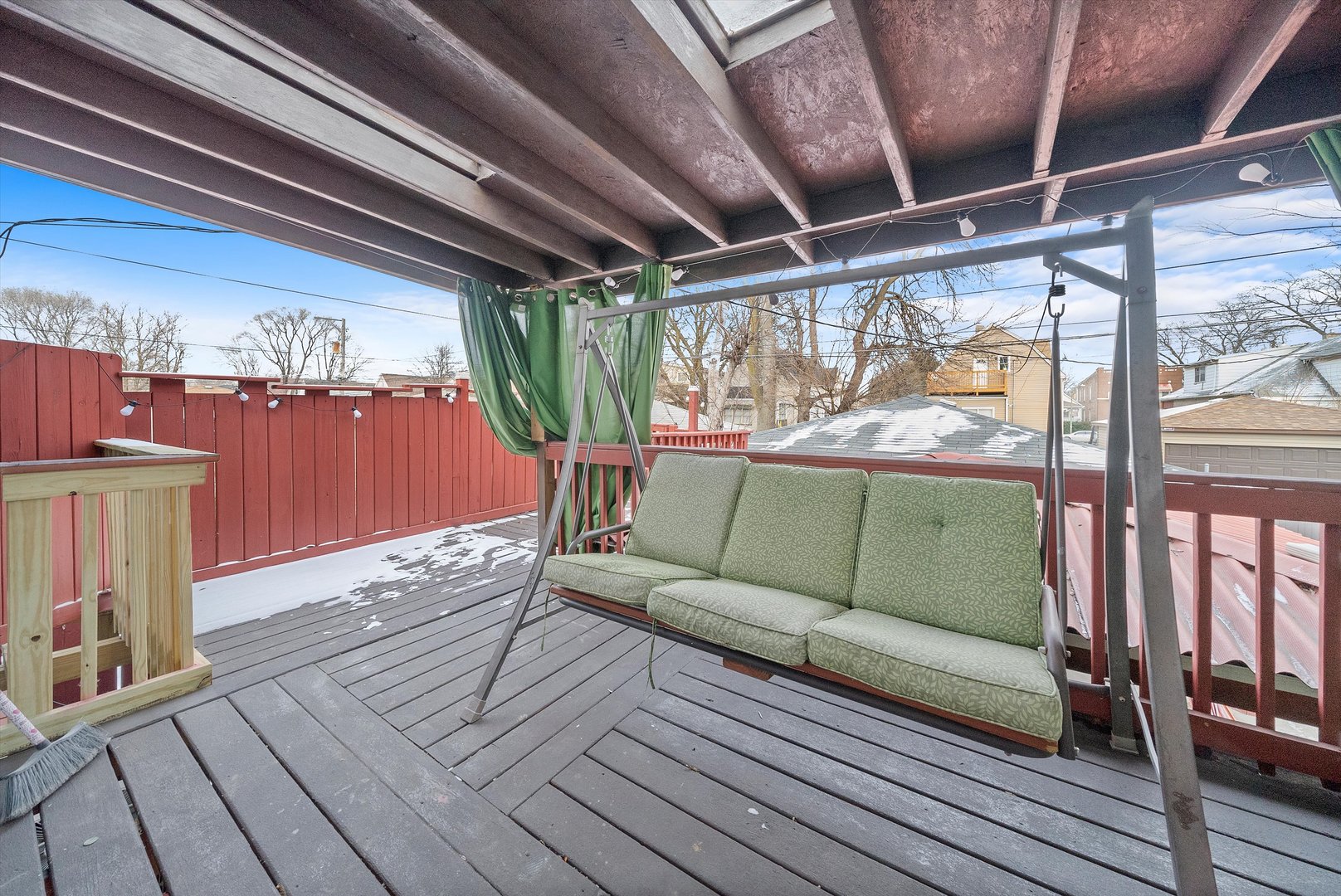 10445 S Bensley Avenue Property Photo 35