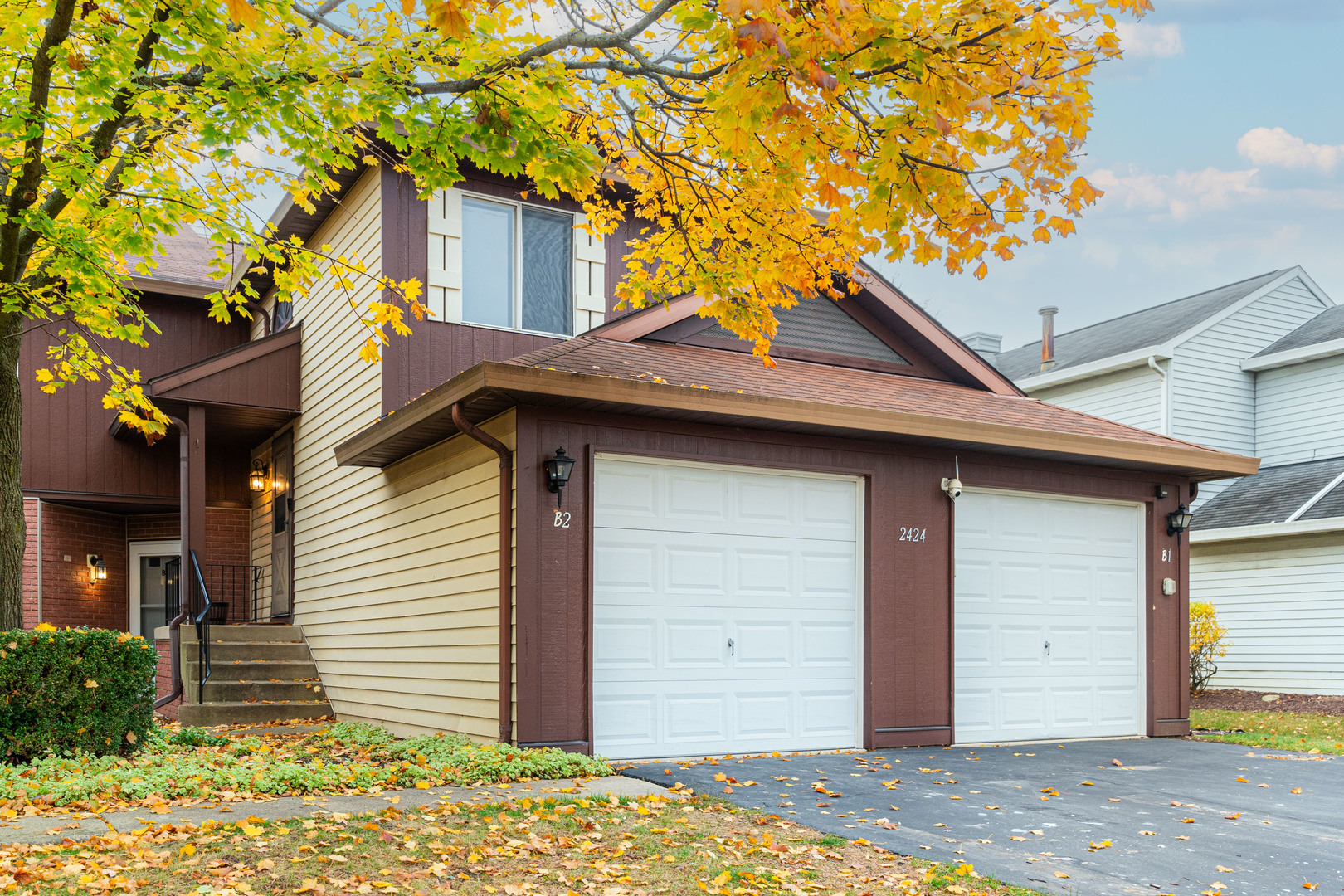 2424 Danbury Drive B2 Property Photo 1