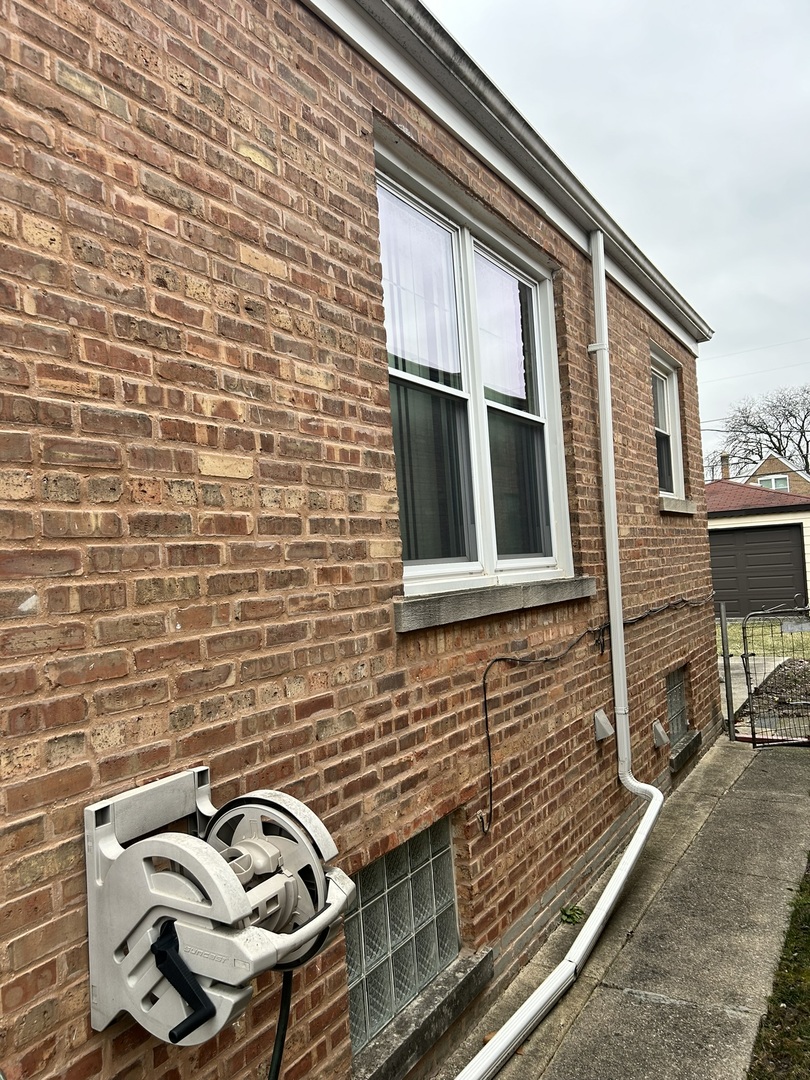 25 E 141st St Property Photo 2