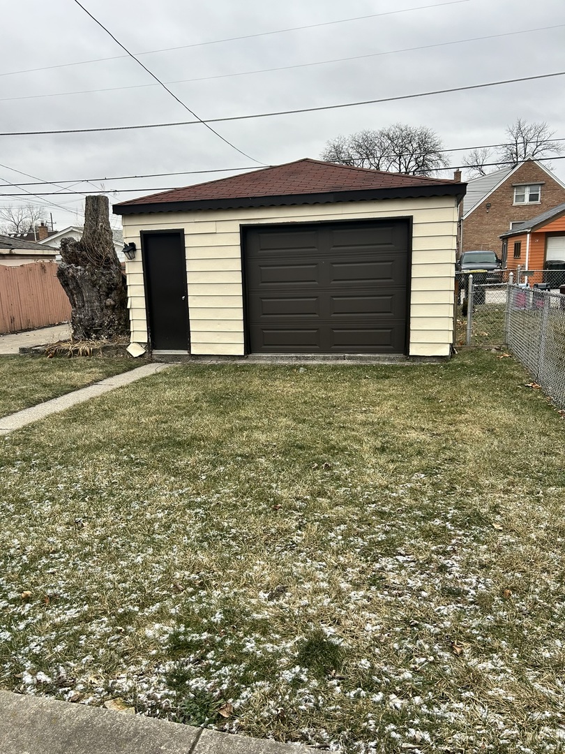 25 E 141st St Property Photo 5