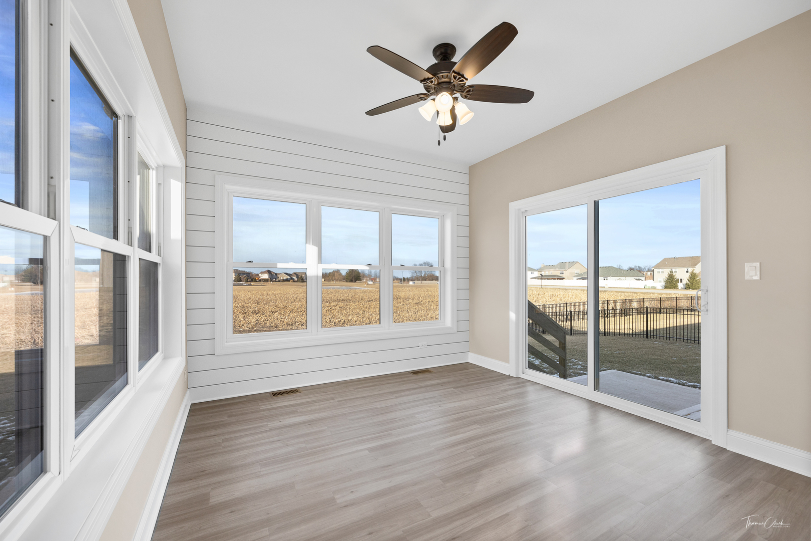 26565 W Stephanie Drive Property Photo 14