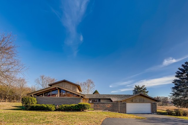 250 Crozier Drive Property Photo 1