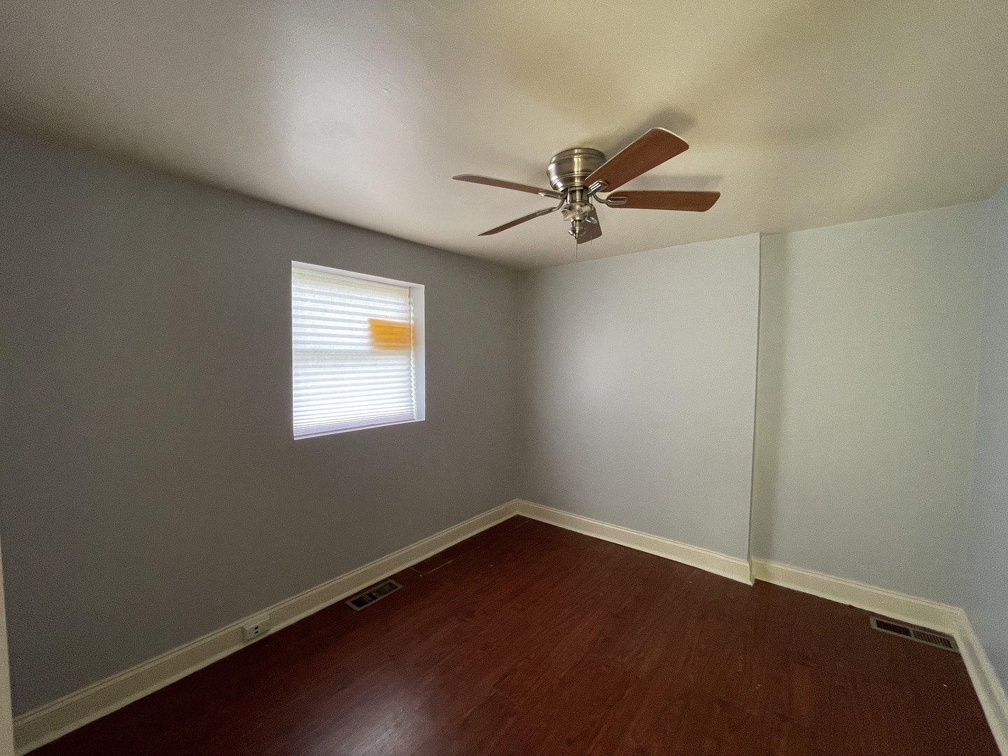 11248 S Parnell Avenue Property Photo 9