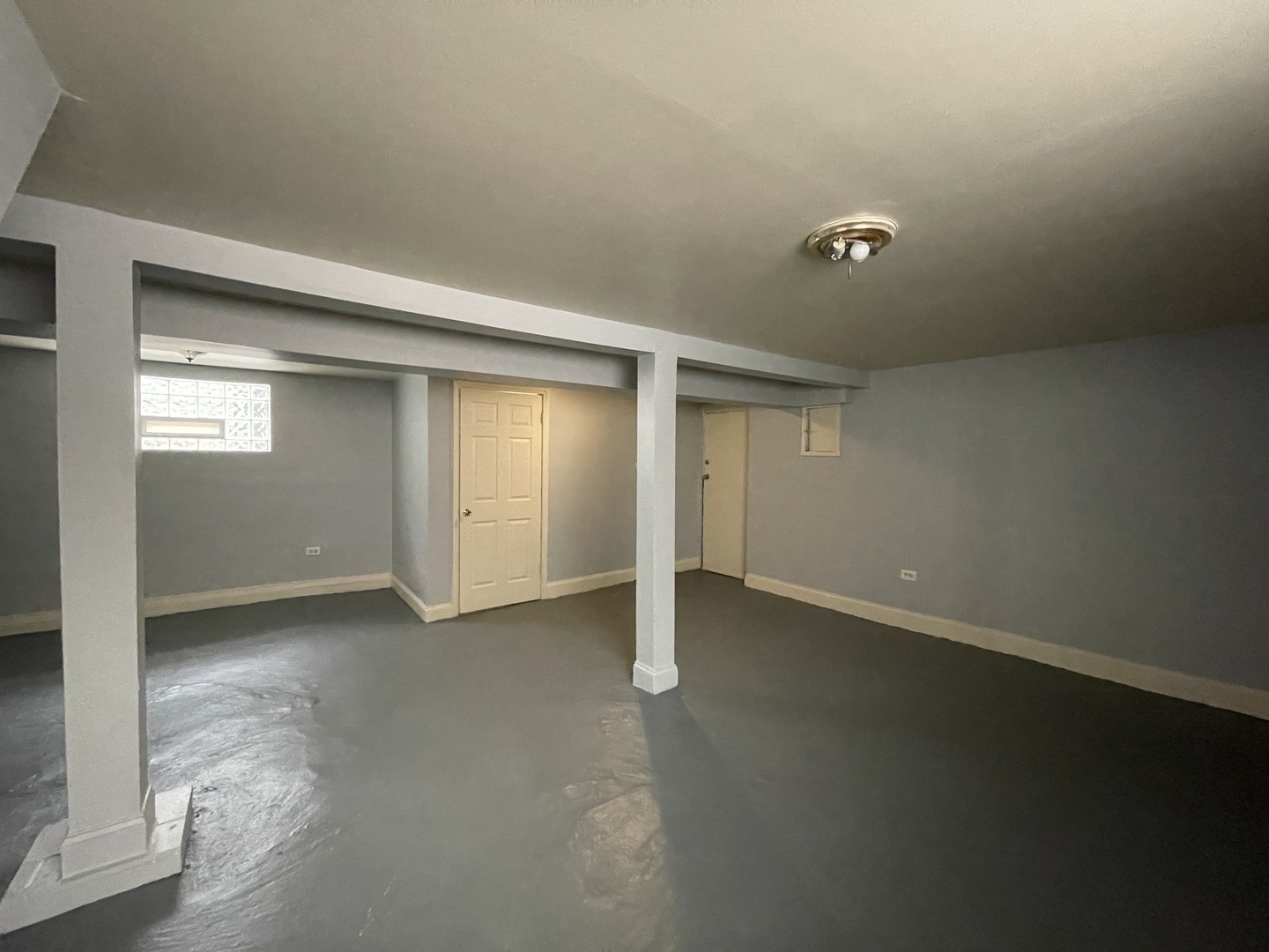11248 S Parnell Avenue Property Photo 11